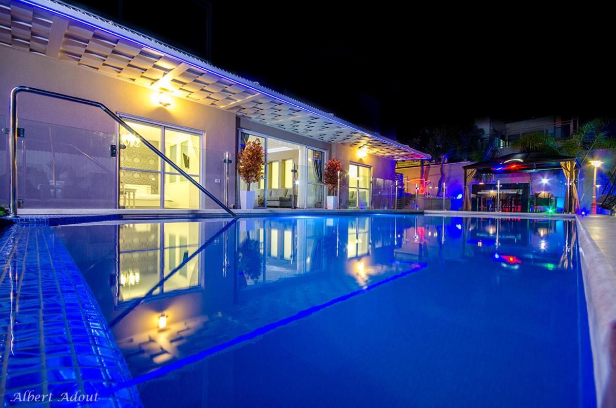 וילה כינור המלך דויד Villa Manot Екстериор снимка